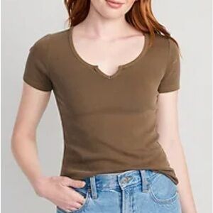 Old Navy V neck fitted rib-knit t-shirt